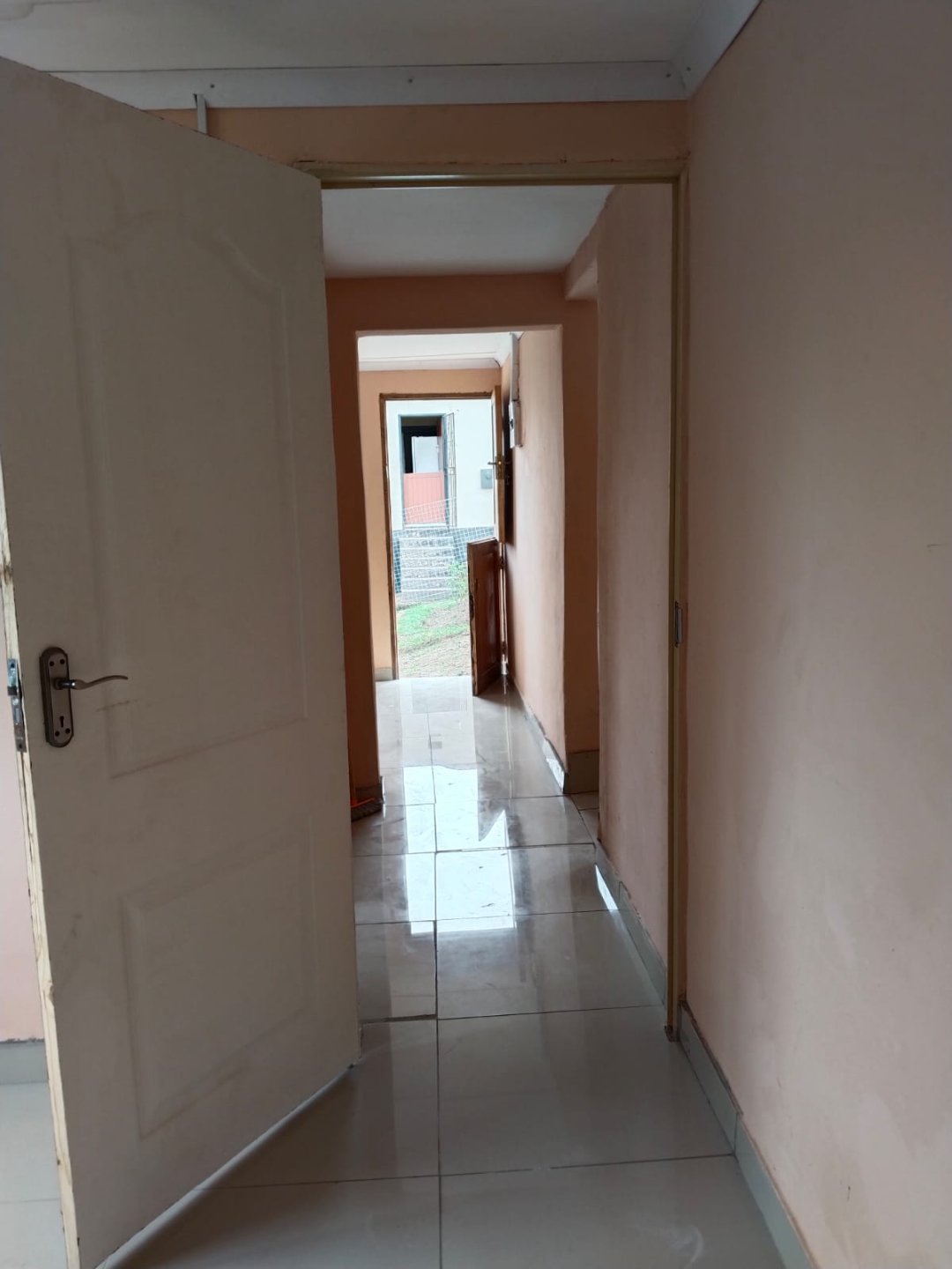 6 2 BEDROOM HOME FOR SALE IN NU16