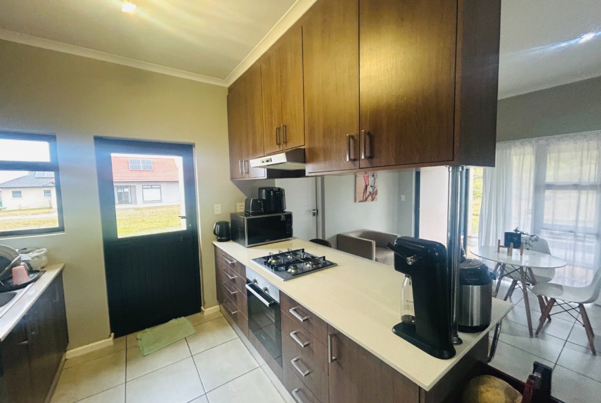 Modern 3-Bedroom Family Home in Secure Estate