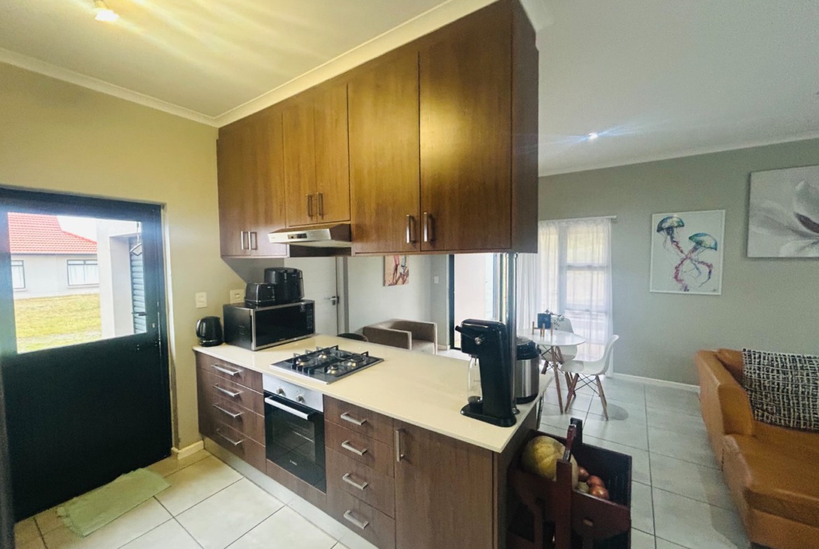 Modern 3-Bedroom Family Home in Secure Estate