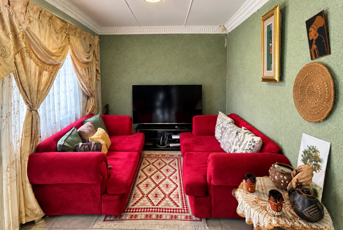 Charming 3-Bedroom Family Home with Modern Features & Security