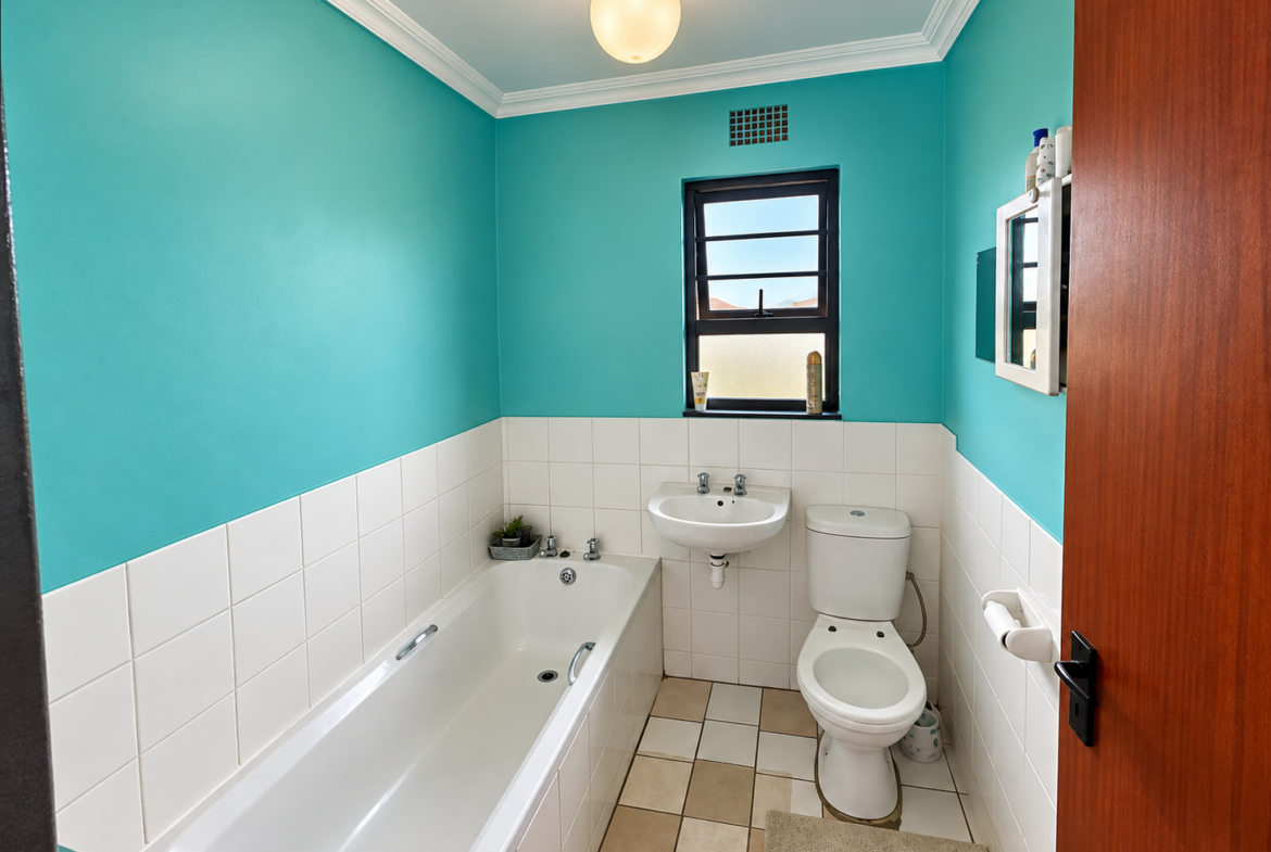 Charming 3-Bedroom Family Home with Modern Features & Security