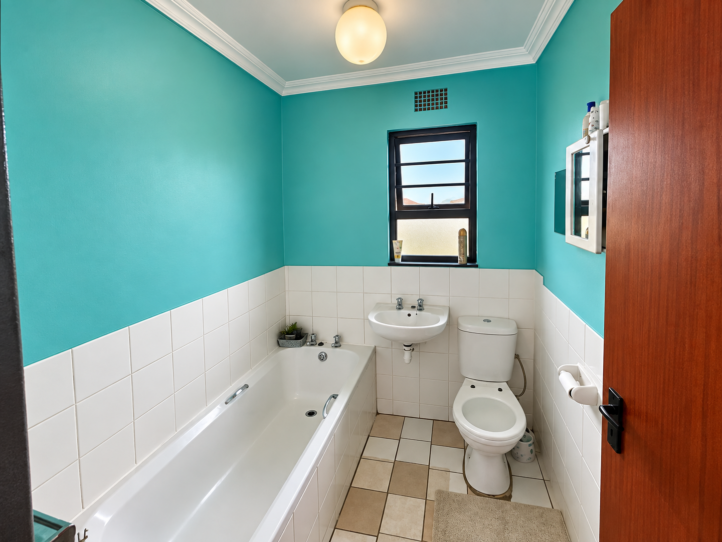 Charming 3-Bedroom Family Home with Modern Features & Security