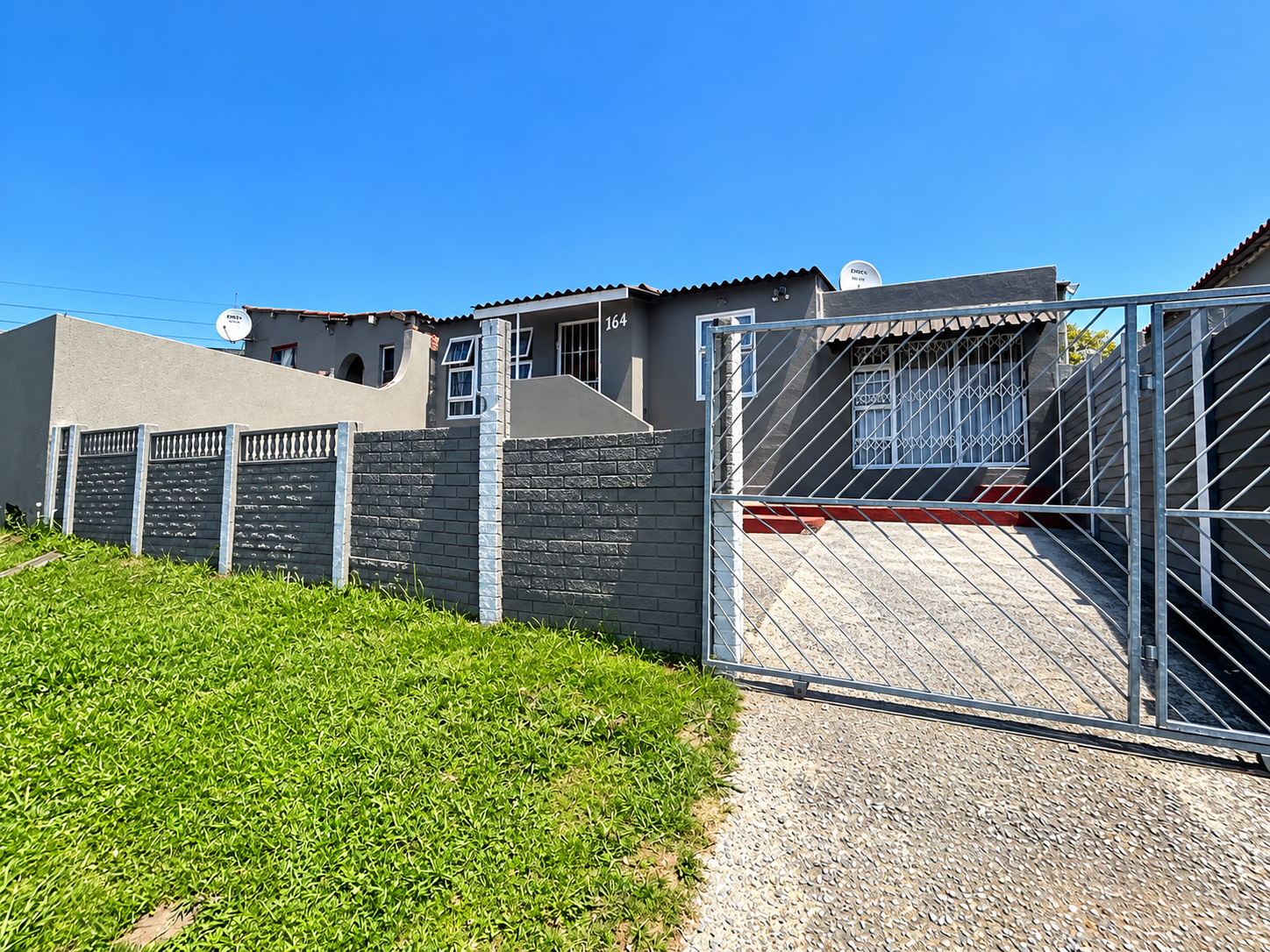 Charming 3-Bedroom Home with an Attached Flatlet – Perfect for Family Living and Additional Income!