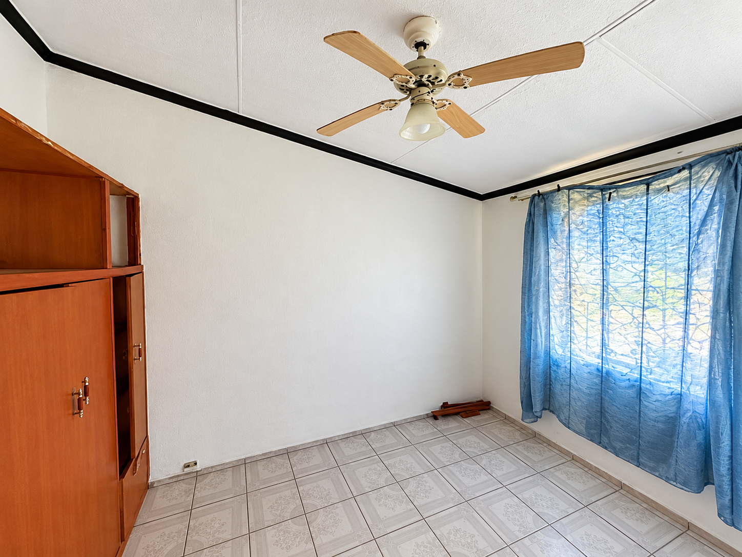 Charming 3-Bedroom Home with an Attached Flatlet – Perfect for Family Living and Additional Income!