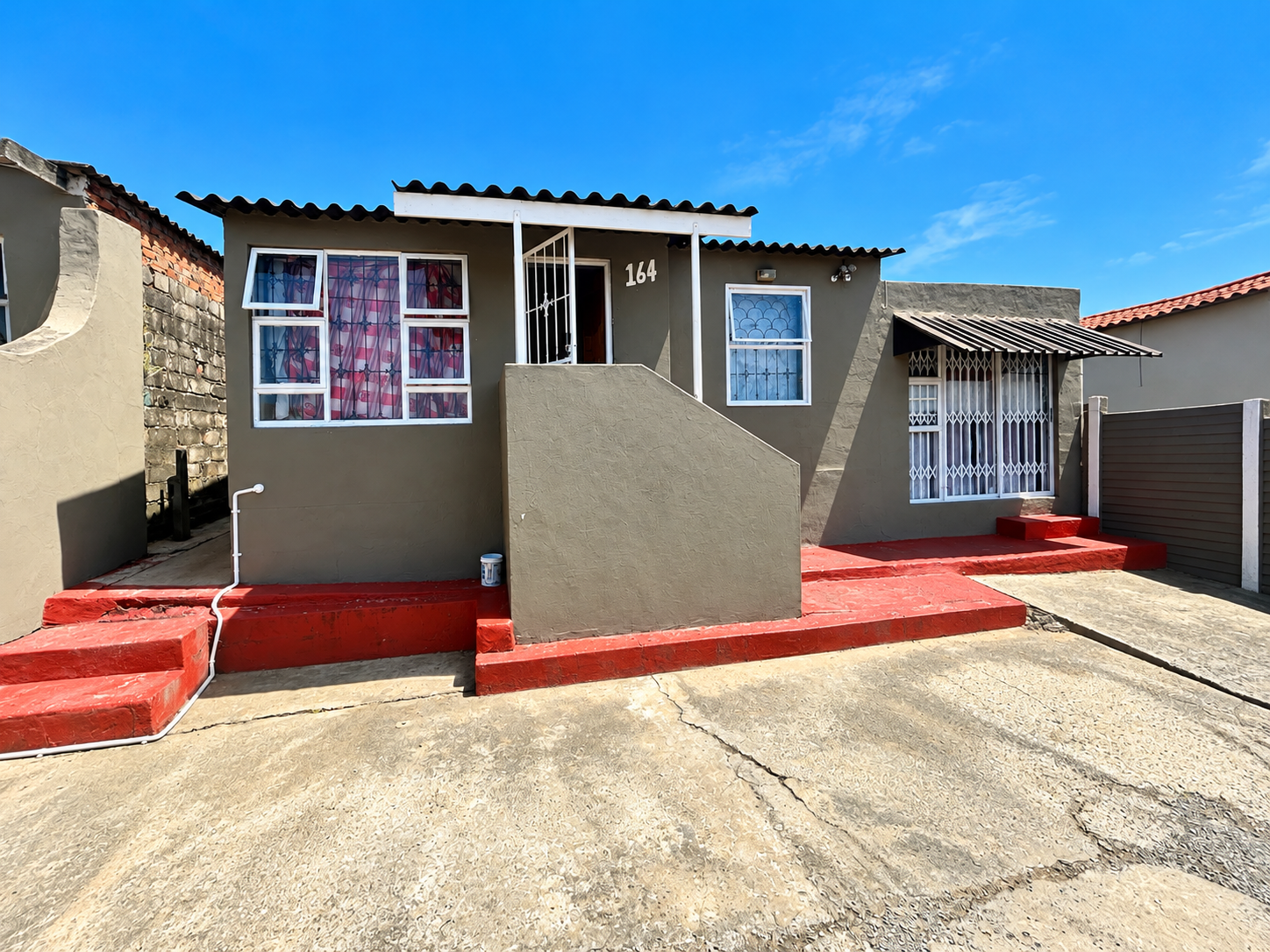 Charming 3-Bedroom Home with an Attached Flatlet – Perfect for Family Living and Additional Income!