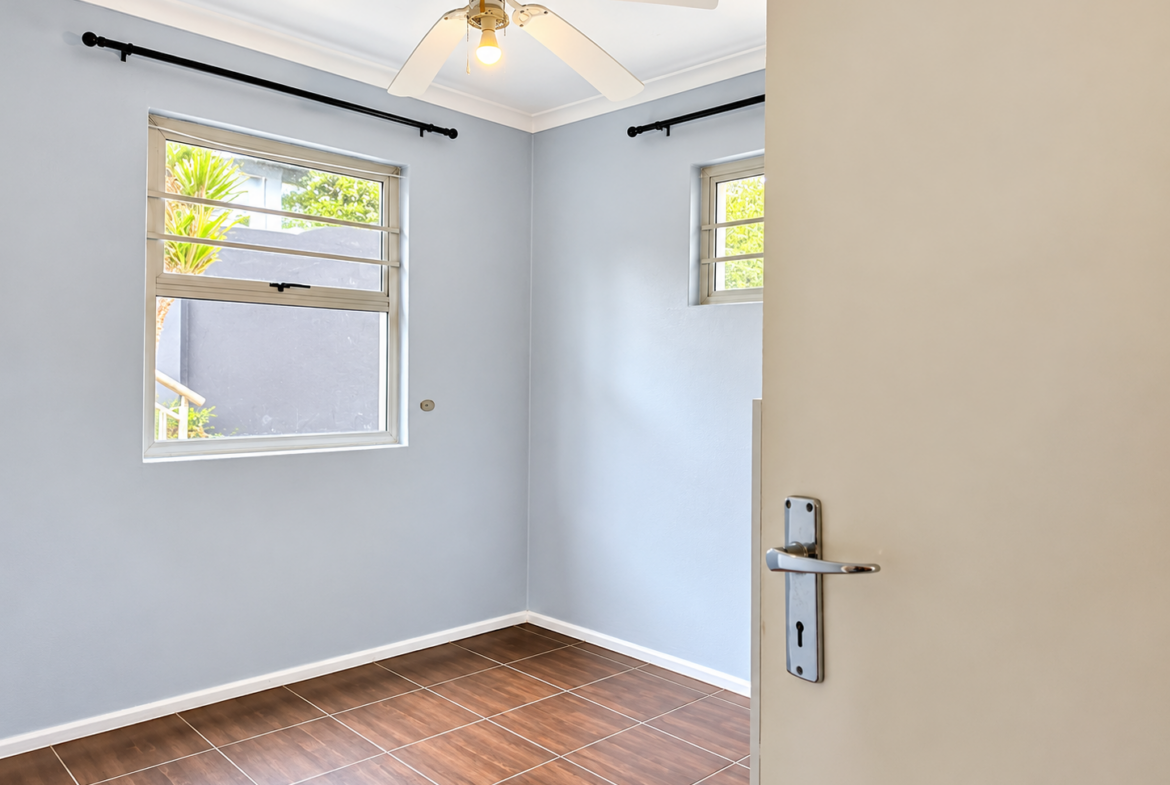 3-Bedroom Apartment for Sale in Selborne Green – Gated Complex