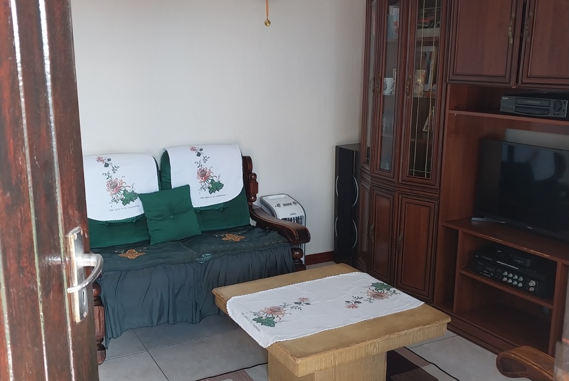 3 BEDROOM HOUSE IN BUFFALO FLATS (VERGENOEG)