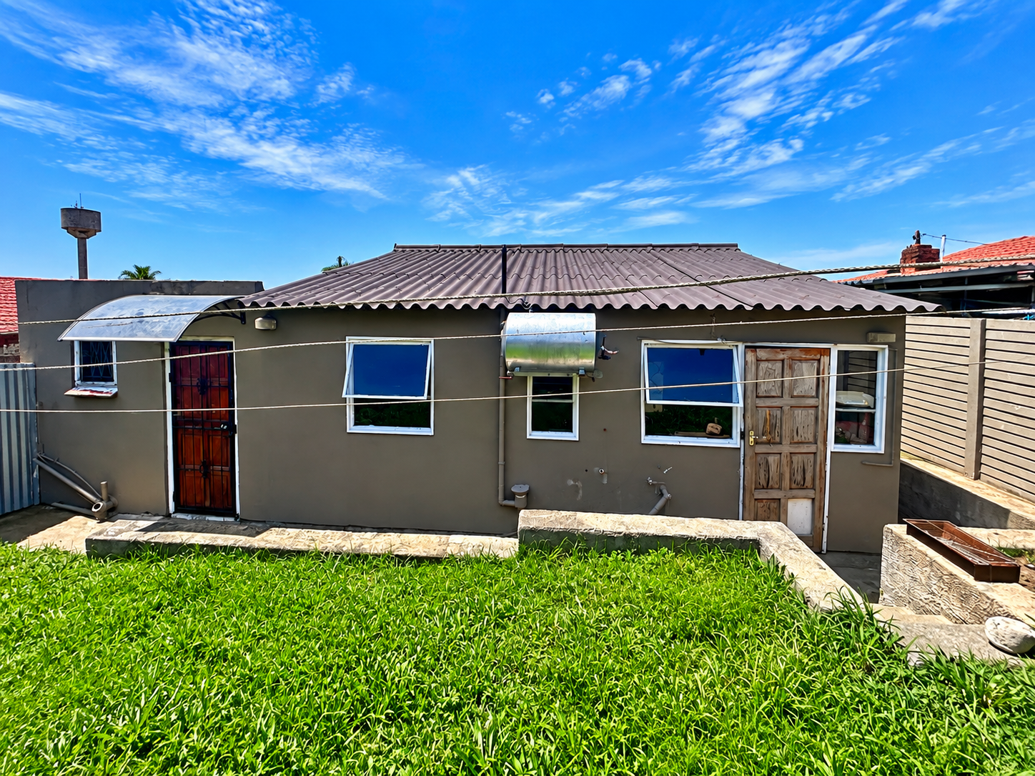 Charming 3-Bedroom Home with an Attached Flatlet – Perfect for Family Living and Additional Income!