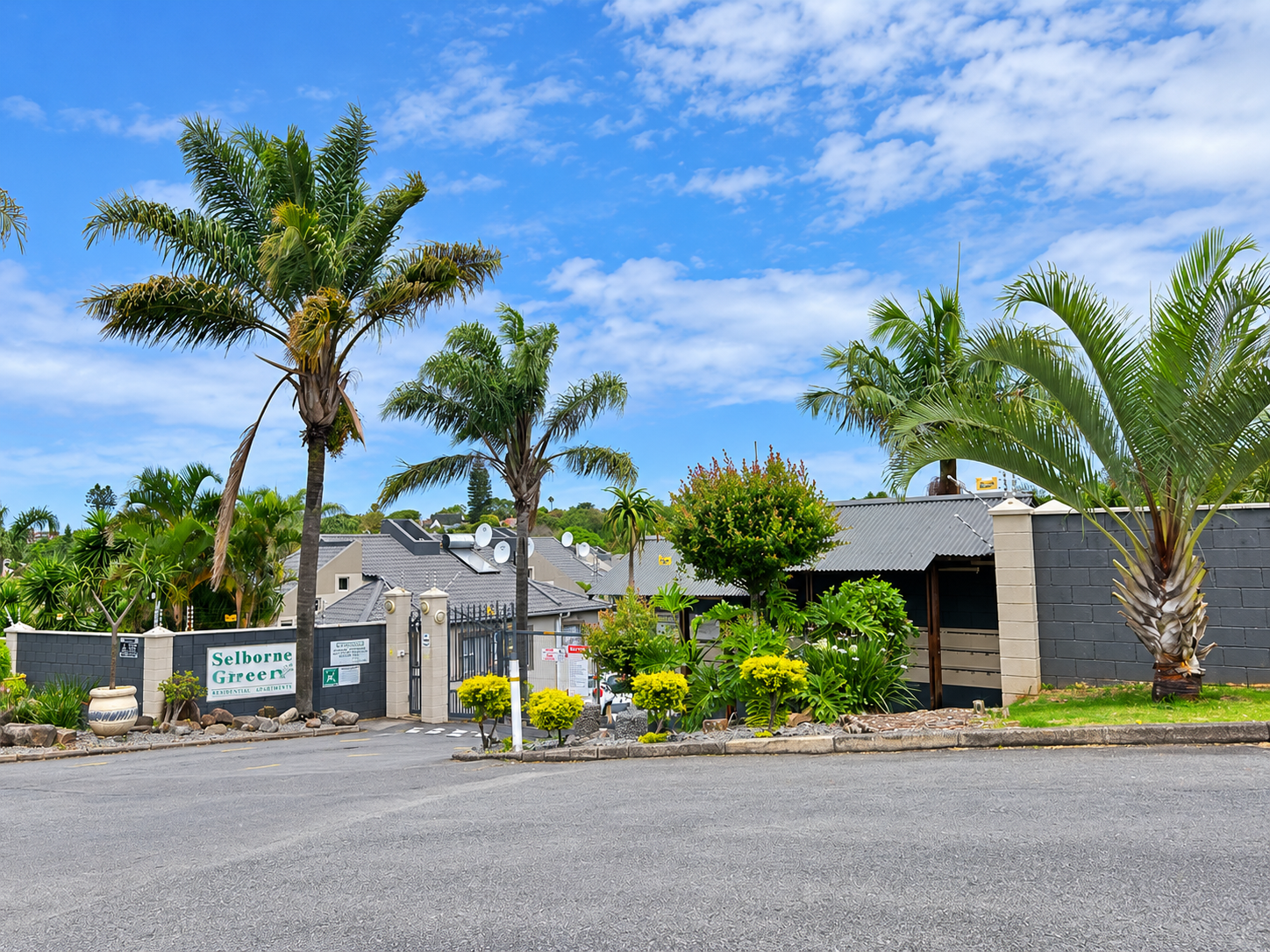 3-Bedroom Apartment for Sale in Selborne Green – Gated Complex