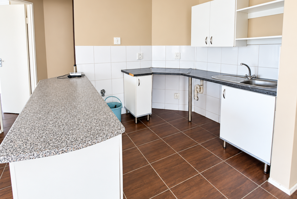 3-Bedroom Apartment for Sale in Selborne Green – Gated Complex