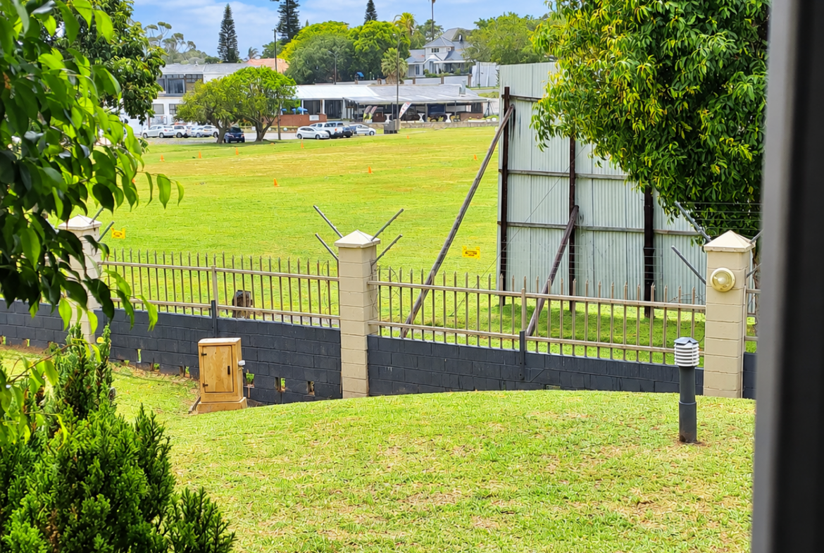 3-Bedroom Apartment for Sale in Selborne Green – Gated Complex