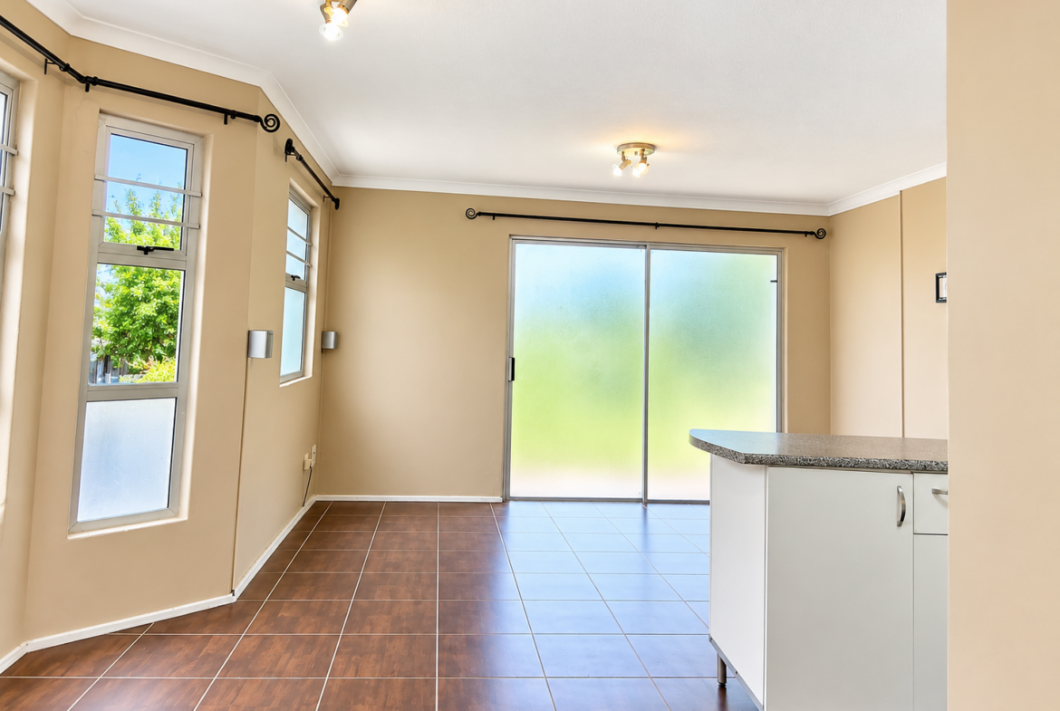 3-Bedroom Apartment for Sale in Selborne Green – Gated Complex