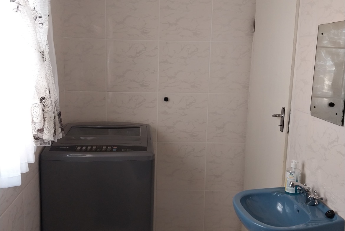 3 BEDROOM HOUSE IN BUFFALO FLATS (VERGENOEG)
