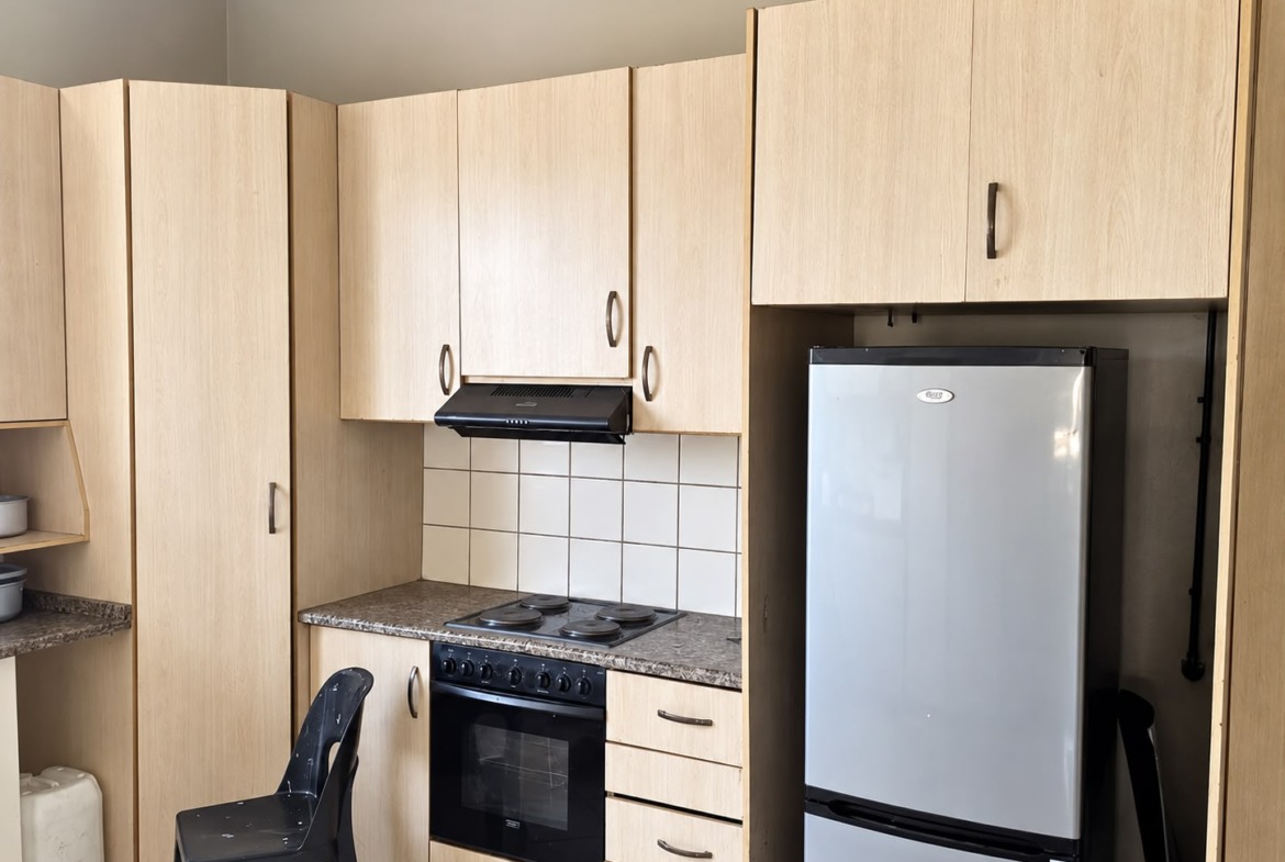 Excellent Investment Opportunity – Spacious 10-Bedroom House