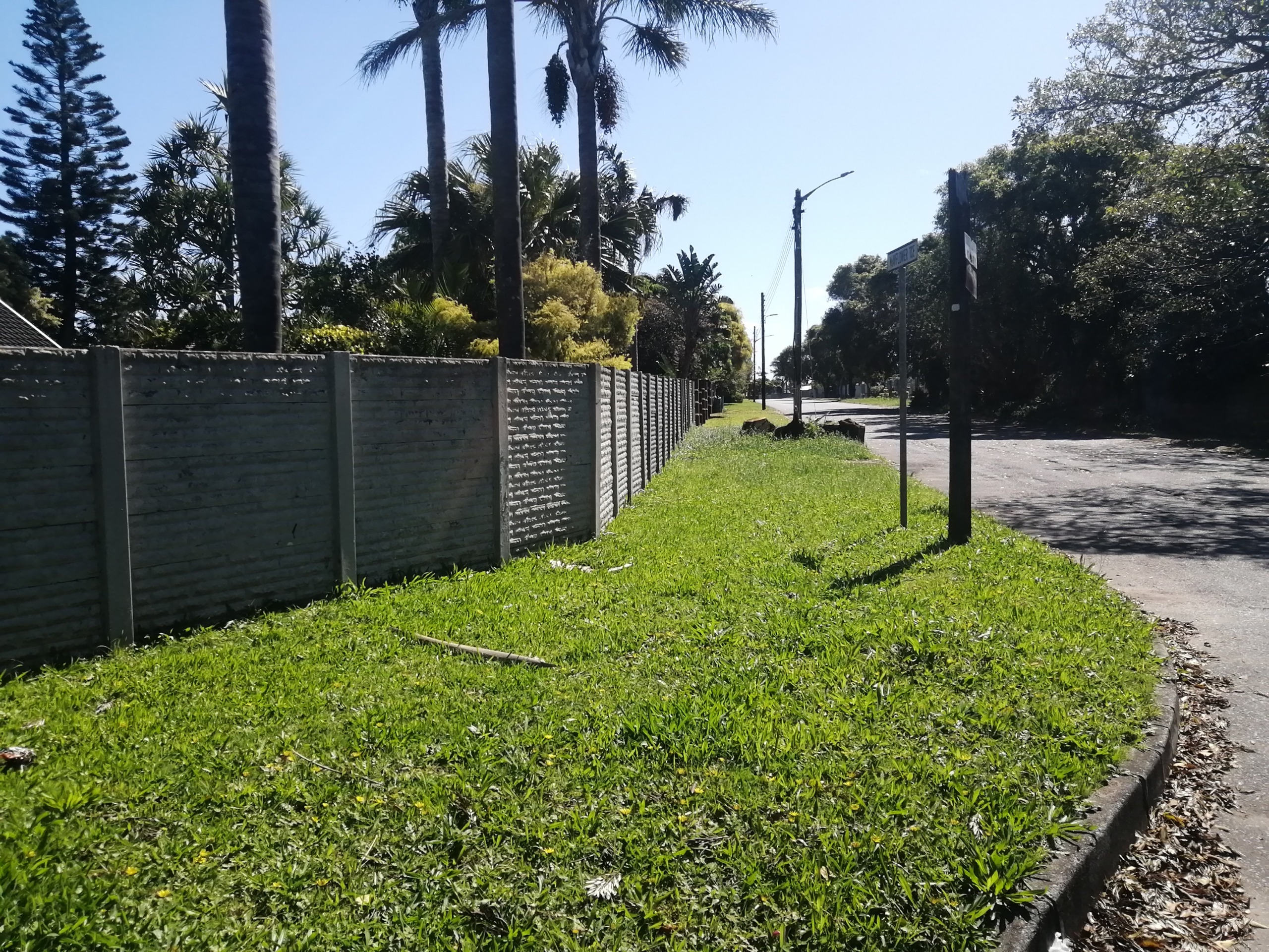 IMG_20260930_135526 Spacious 4-Bedroom Family Home with Pool, Double Garage & Ample Parking